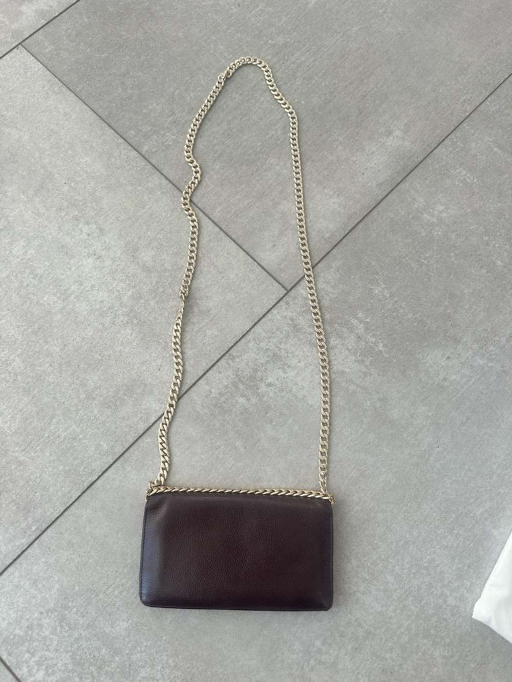 CHANEL Burgundy Caviar Leather Wallet with Gold Chain - Picture 4 of 5